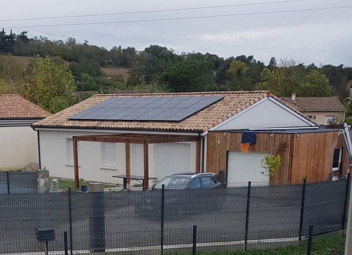 obtenez un devis détaillé pour l'installation d'un système de 6 kwc. profitez d'une évaluation personnalisée et des conseils d'experts pour optimiser vos besoins en énergie solaire.