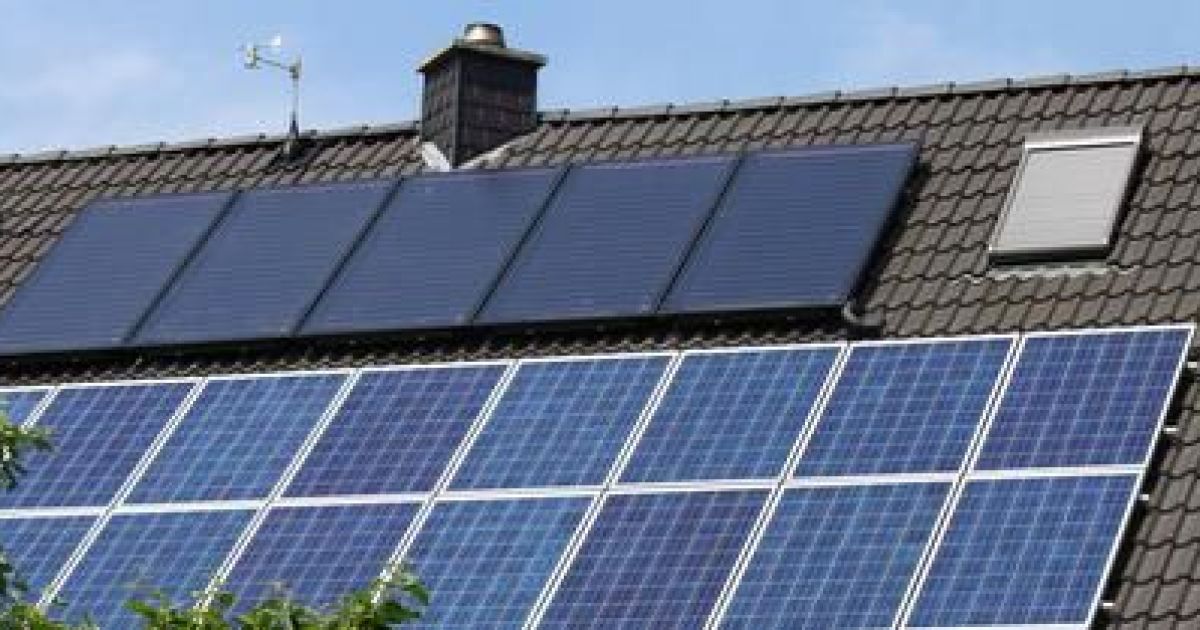 découvrez les différences clés entre les panneaux solaires et photovoltaïques dans notre guide complet. apprenez comment chacun fonctionne, leurs applications spécifiques et les avantages qu'ils offrent pour votre installation énergétique.