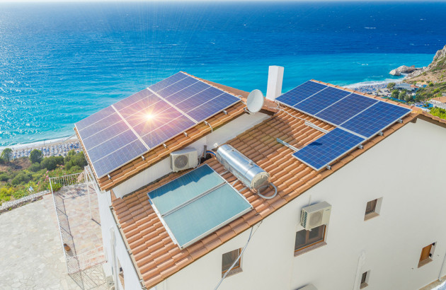 découvrez les distinctions entre les systèmes solaires thermiques et photovoltaïques : comprenez leur fonctionnement, leurs applications et leurs avantages pour choisir la solution adaptée à vos besoins énergétiques.