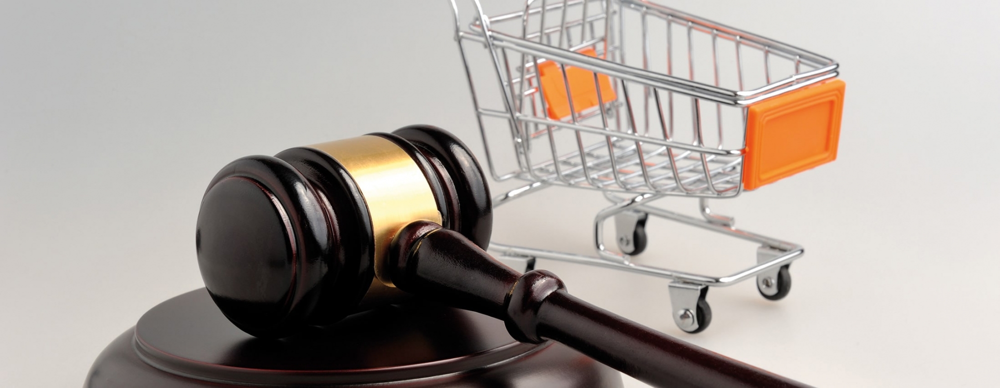 découvrez tout ce qu'il faut savoir sur le droit consommateur : protections, droits et recours disponibles pour les consommateurs en france. informez-vous sur vos droits lors de l'achat de biens et services.