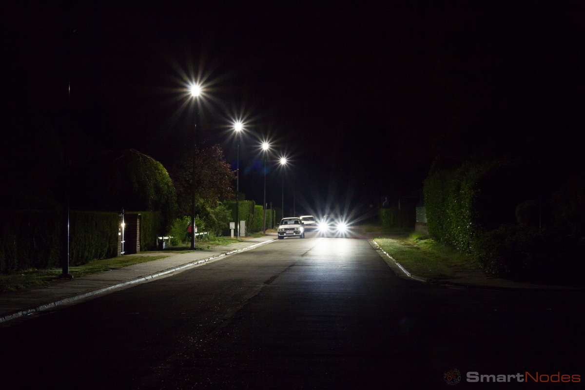 découvrez l'avenir de l'éclairage avec notre sélection d'éclairages intelligents. optimisez votre confort et votre sécurité grâce à des solutions connectées et personnalisables qui s'adaptent à vos besoins et créent une ambiance unique chez vous.