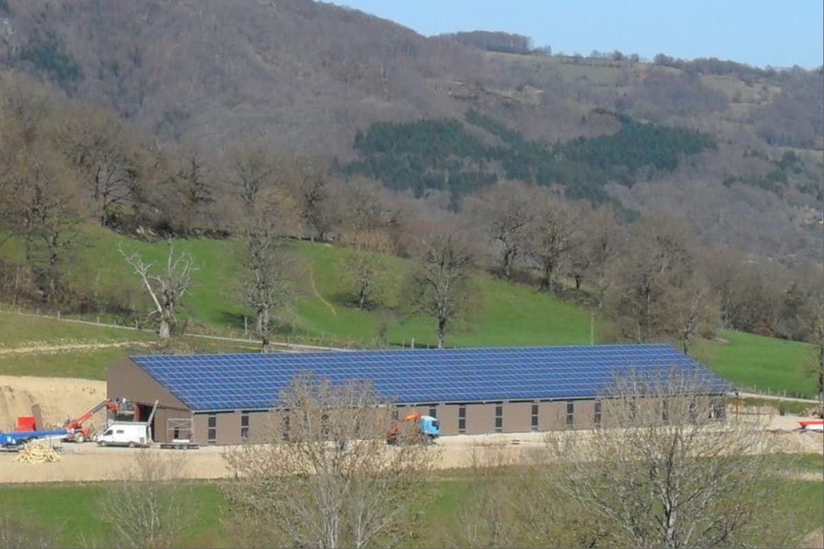 découvrez l'univers de l'éco-solaire, la solution innovante et durable pour produire de l'énergie renouvelable. optimisez votre consommation énergétique tout en respectant l'environnement. adoptez un mode de vie écoresponsable grâce à nos conseils et astuces sur l'utilisation des panneaux solaires.