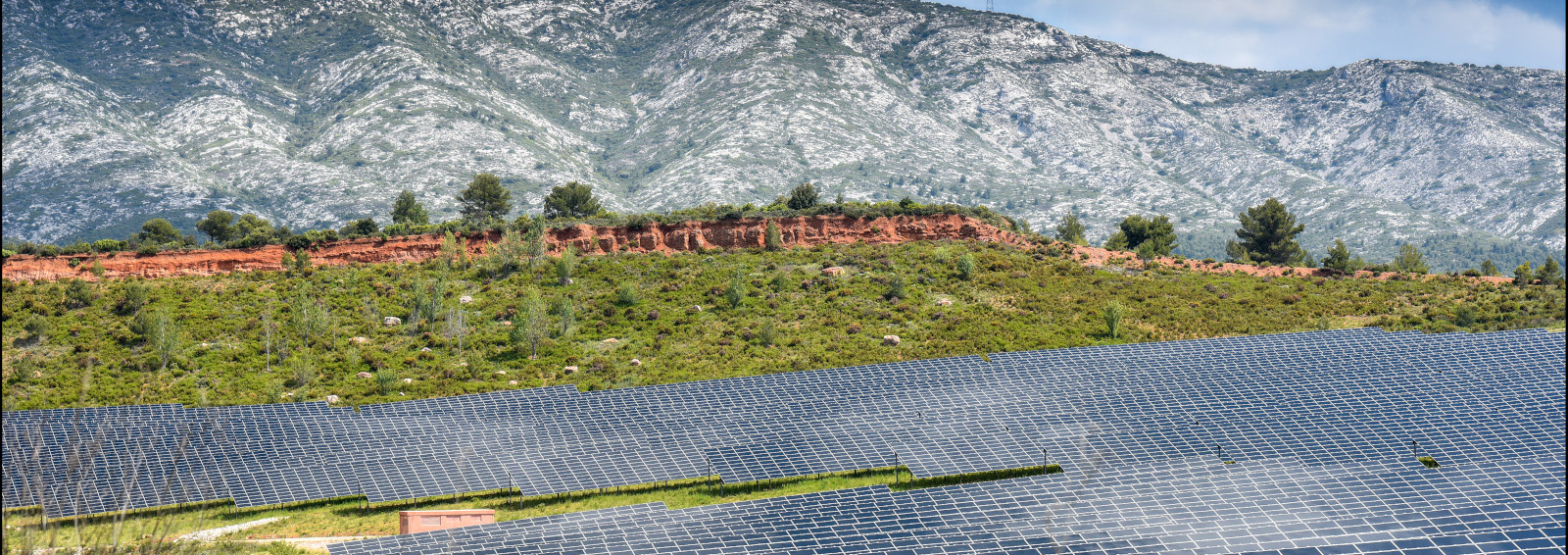découvrez les solutions edf en photovoltaïque pour optimiser votre consommation d'énergie et réduire votre empreinte carbone. profitez d'une expertise reconnue et d'offres adaptées pour passer à l'énergie solaire avec sérénité.