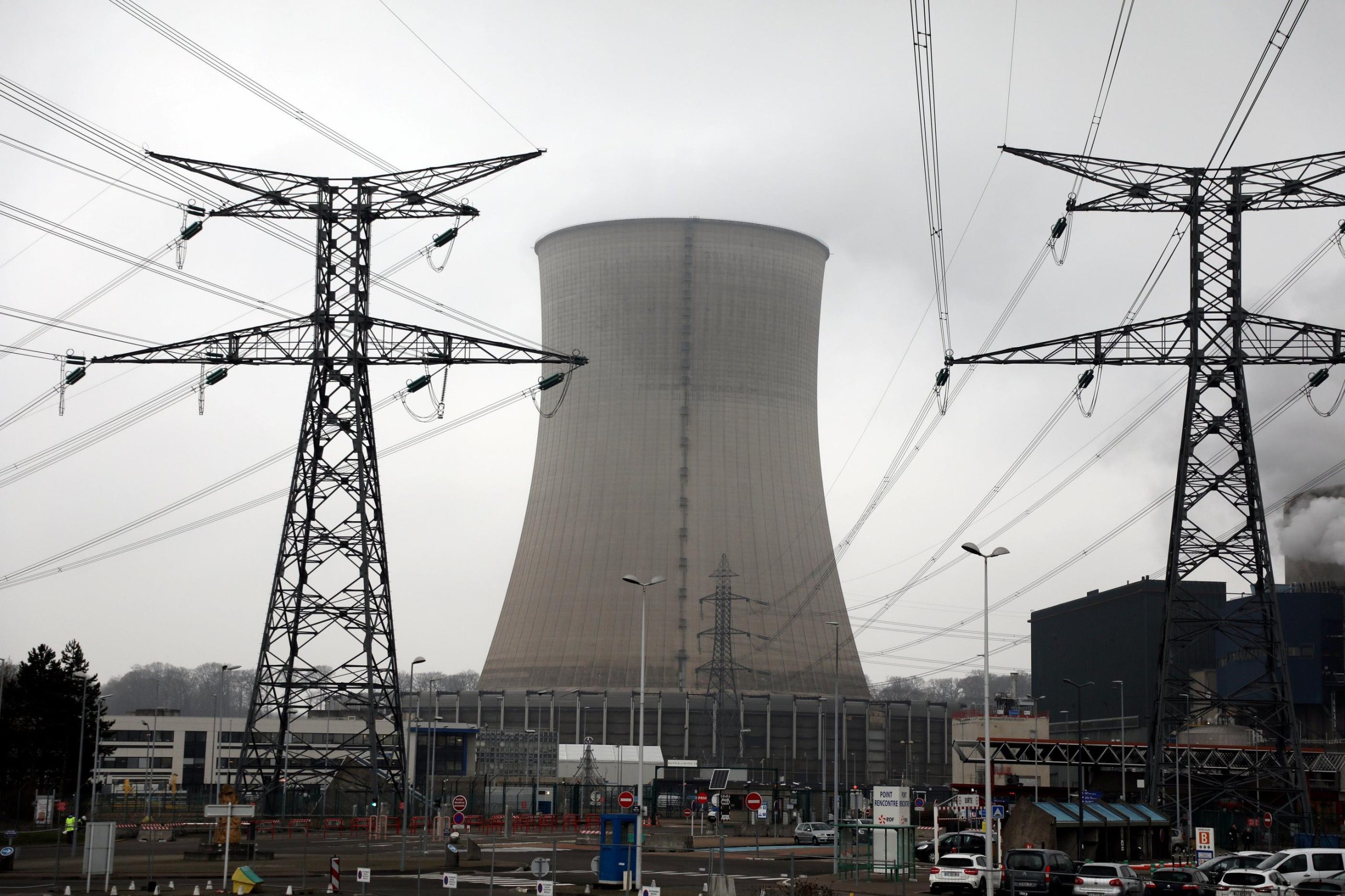 découvrez les raisons possibles de l'indisponibilité des services edf, comment vérifier l'état de votre alimentation électrique, et les astuces pour rester informé en cas de coupure.