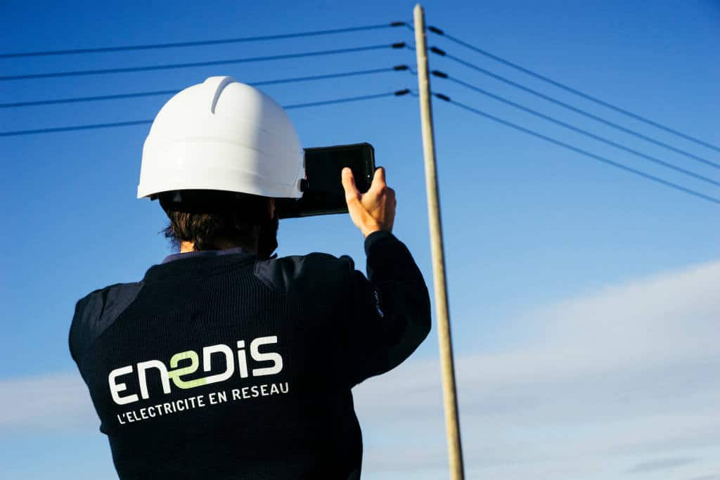 découvrez enedis, le gestionnaire du réseau électrique en france, qui assure la distribution de l'électricité, l'entretien des infrastructures et le raccordement des foyers. informez-vous sur nos services, nos innovations et notre engagement pour une énergie durable.