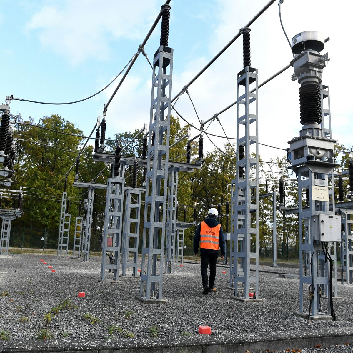 découvrez enedis pc, votre solution pour gérer l'énergie de manière efficace et innovante. accédez à des services numériques, suivez votre consommation, et optimisez vos dépenses énergétiques grâce à une plateforme intuitive.