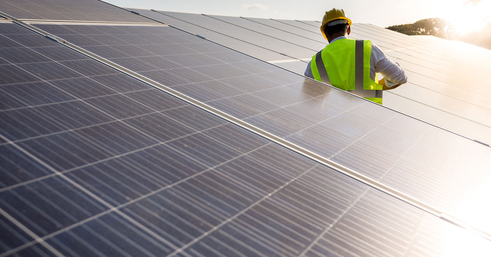 découvrez les avantages de l'énergie photovoltaïque : une source d'énergie renouvelable qui réduit votre empreinte carbone tout en générant des économies sur vos factures d'électricité. informez-vous sur les technologies, les installations et les subventions disponibles pour passer à l'énergie solaire.