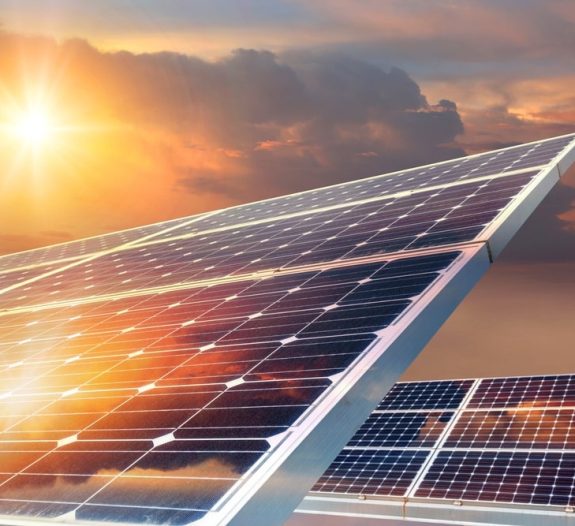 découvrez comment l'énergie solaire transforme notre quotidien en une source d'énergie renouvelable inépuisable. profitez des avantages écologiques et économiques de l'énergie solaire pour un avenir durable.