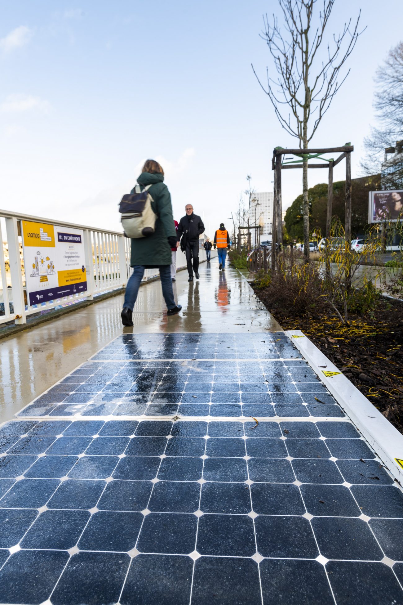 découvrez les solutions d'énergie solaire à nantes pour un avenir durable. profitez de l'énergie renouvelable et réduisez votre empreinte carbone grâce à des installations solaires adaptées à vos besoins. informez-vous sur les subventions disponibles et rejoignez le mouvement vers une énergie verte.