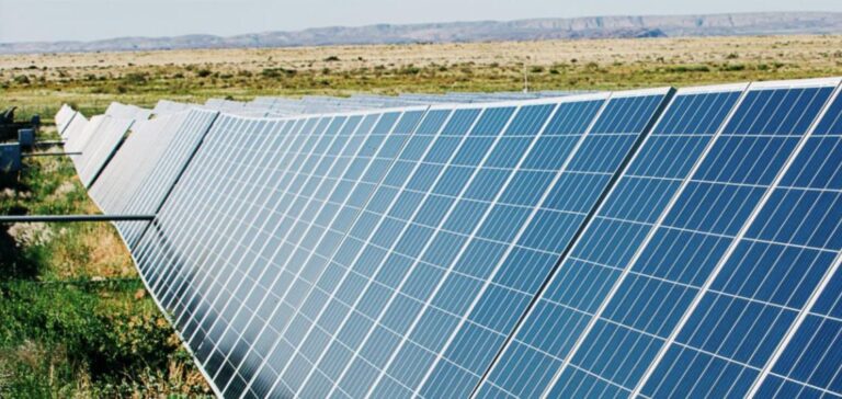 découvrez les prix compétitifs des panneaux solaires proposés par engie. profitez d'une énergie verte et d'économies sur votre facture d'électricité grâce à nos solutions solaires adaptées à vos besoins.
