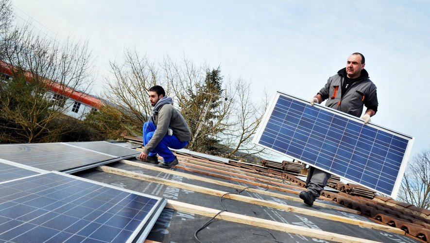 découvrez les erreurs courantes sur les forums dédiés au photovoltaïque et apprenez à les éviter. optimisez vos projets solaires en accédant à des conseils pratiques et à des retours d'expérience pertinents. informez-vous pour faire les meilleurs choix en matière d'énergie solaire.