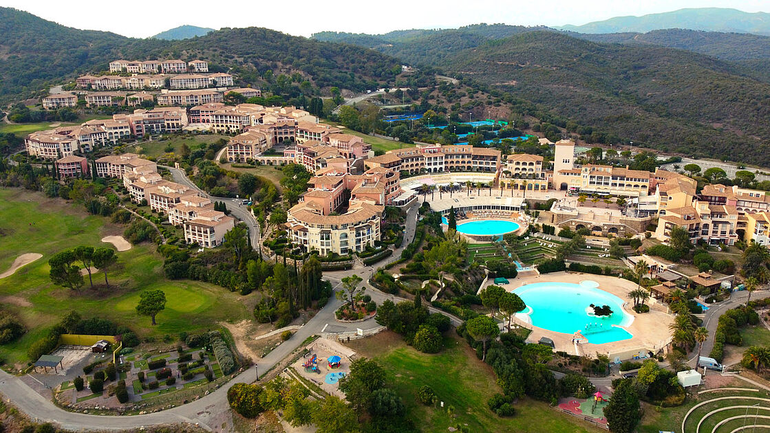 découvrez esterel solaire, votre expert en solutions énergétiques durables. profitez de l'énergie solaire pour réduire vos factures d'électricité et contribuer à la protection de l'environnement. optez pour une installation sur mesure et une expertise locale.