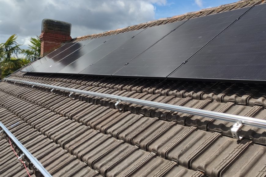 découvrez nos conseils pratiques pour éviter les arnaques liées aux panneaux photovoltaïques. protégez votre investissement et faites le bon choix en matière d'énergie renouvelable grâce à nos astuces et informations essentielles.