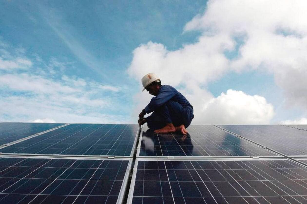 découvrez comment éviter les arnaques liées aux panneaux photovoltaïques grâce à nos conseils pratiques. informez-vous sur les bonnes pratiques, les pièges à éviter et les critères de sélection pour faire un choix éclairé et sécurisé.