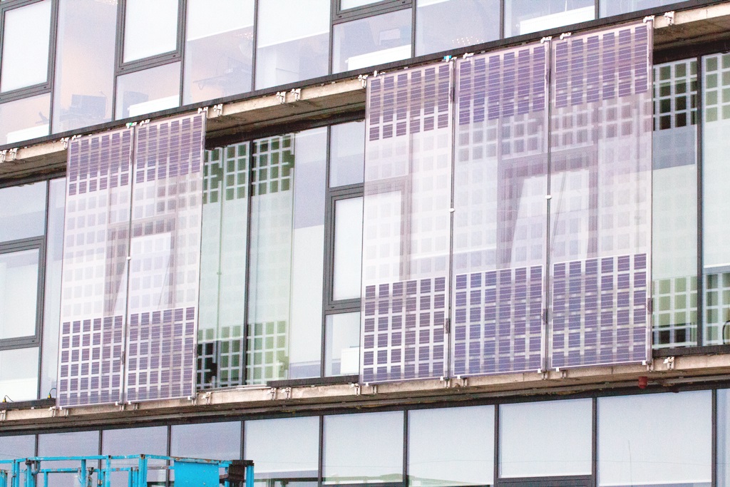 découvrez nos solutions innovantes pour la façade photovoltaïque, alliant esthétique et performance énergétique. transformez votre bâtiment en une source d'énergie renouvelable tout en améliorant son apparence.