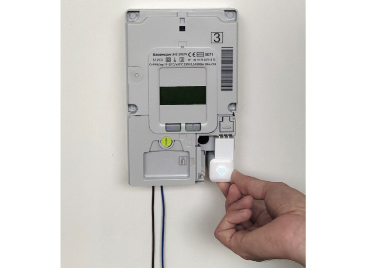 découvrez tout ce qu'il faut savoir sur le fil linky : fonctionnement, avantages, et questions fréquentes. optimisez votre consommation d'énergie grâce à ce compteur communicant innovant.