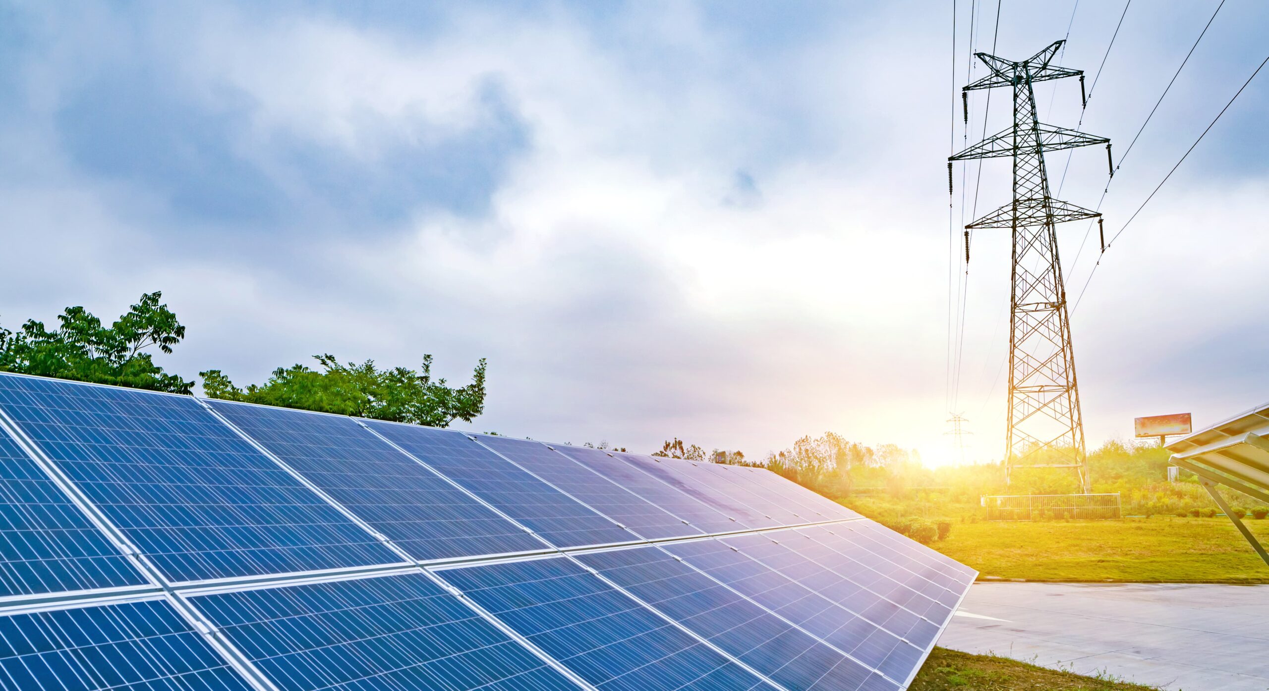découvrez le fonctionnement des panneaux photovoltaïques, une technologie innovante qui convertit la lumière du soleil en électricité. apprenez comment cette énergie renouvelable contribue à réduire votre facture énergétique et à protéger l'environnement.