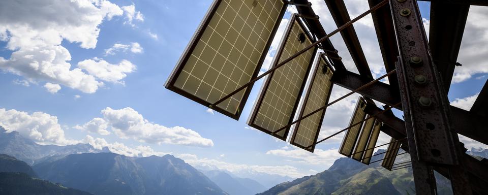 découvrez notre forum dédié aux panneaux solaires, un espace d'échange et d'information pour poser vos questions, partager vos expériences et bénéficier des conseils d'experts sur l'énergie solaire.