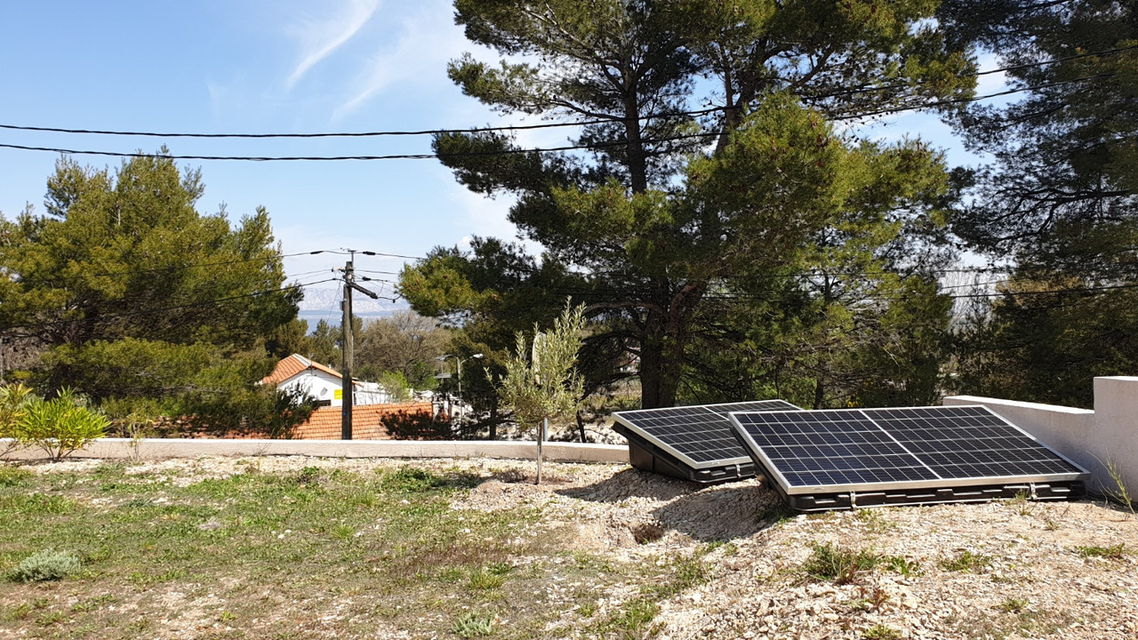 découvrez notre forum dédié aux panneaux solaires, où passionnés et experts partagent conseils, astuces et expériences. posez vos questions, échangez sur les dernières technologies et améliorez vos connaissances sur l'énergie solaire.