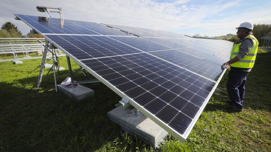 participez au forum photovoltaïque 2025, un événement incontournable dédié aux nouvelles tendances et technologies de l'énergie solaire. découvrez les dernières innovations, assistez à des conférences d'experts et échangez avec des professionnels du secteur. rejoignez-nous pour explorer le futur du photovoltaïque!