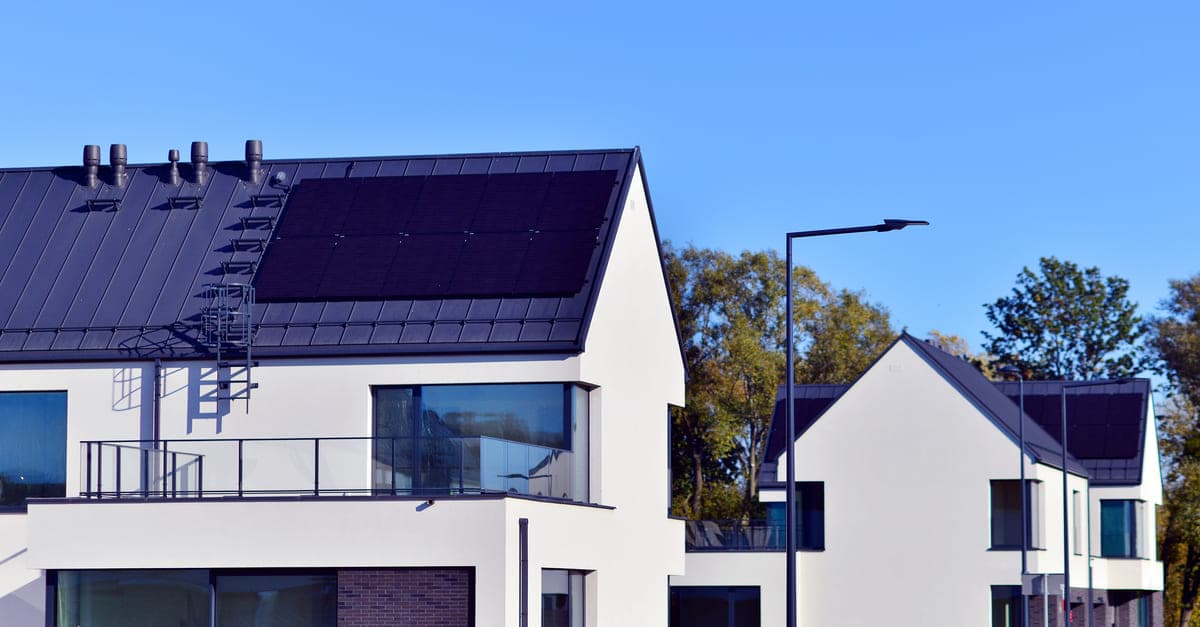 découvrez le forum photovoltaïque 20257, un espace d'échange et de partage d'expertises sur l'énergie solaire. participez à des discussions enrichissantes, posez vos questions et restez informé des dernières innovations et tendances du secteur photovoltaïque. rejoignez notre communauté passionnée et engagée pour un avenir énergétique durable.