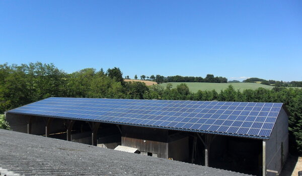 découvrez notre forum dédié aux systèmes photovoltaïques de 36 kw. échangez des conseils, posez vos questions et partagez vos expériences sur l'installation et l'optimisation de panneaux solaires pour une production d'énergie efficace.