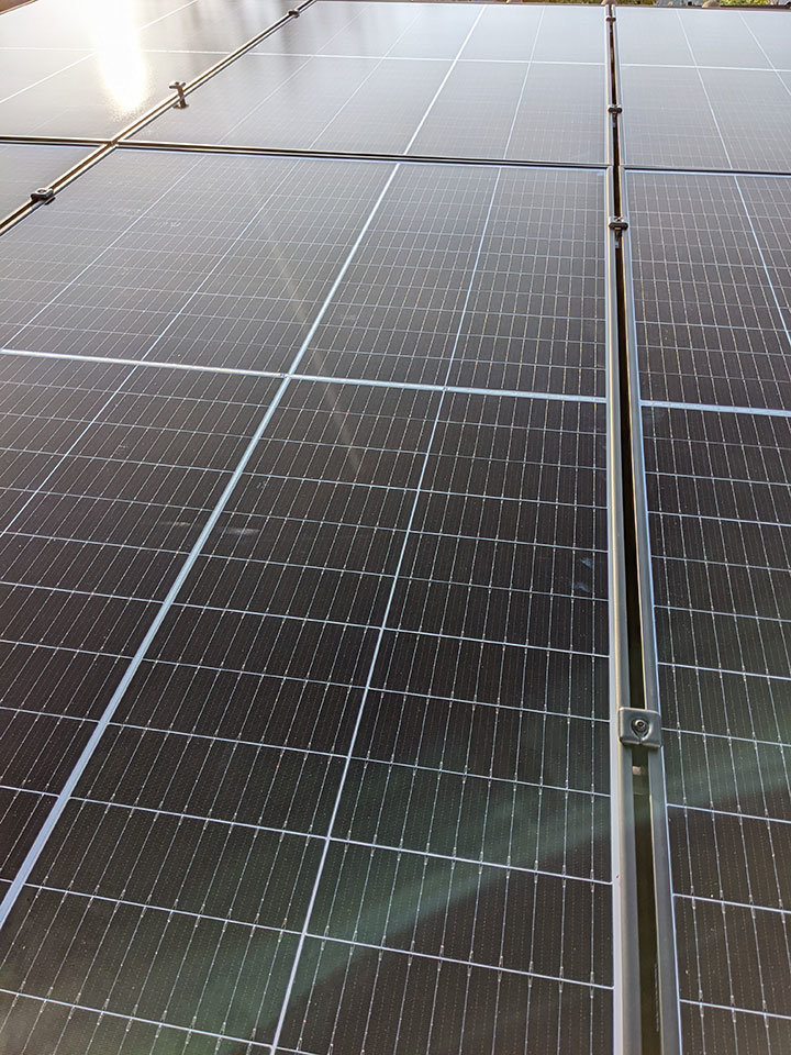 découvrez le forum photovoltaïque en belgique, un lieu d'échange pour les passionnés et professionnels de l'énergie solaire. partagez vos expériences, posez vos questions et restez informé des dernières innovations et réglementations dans le domaine du photovoltaïque.