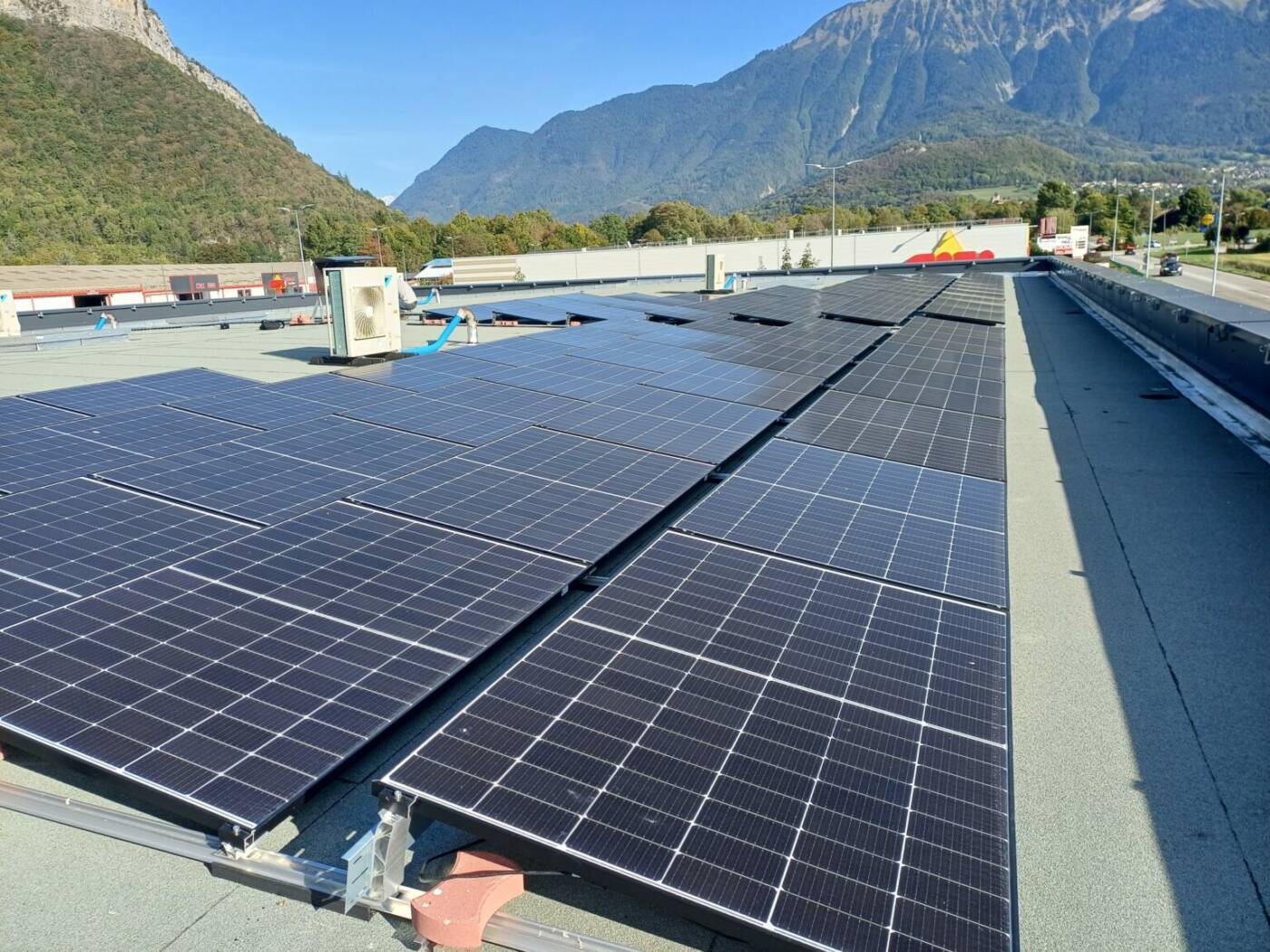 découvrez le forum photovoltaïque à chambéry, un espace d'échange dédié aux énergies renouvelables. partagez vos expériences, posez vos questions et explorez les dernières innovations en matière d'énergie solaire avec des experts du secteur et des passionnés.