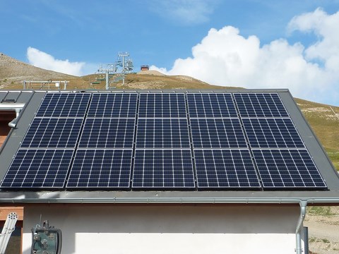 découvrez le forum photovoltaïque lolotte31, un espace d'échange et de partage dédié aux passionnés et professionnels de l'énergie solaire. participez aux discussions, posez vos questions et trouvez des conseils pratiques pour optimiser vos projets photovoltaïques.