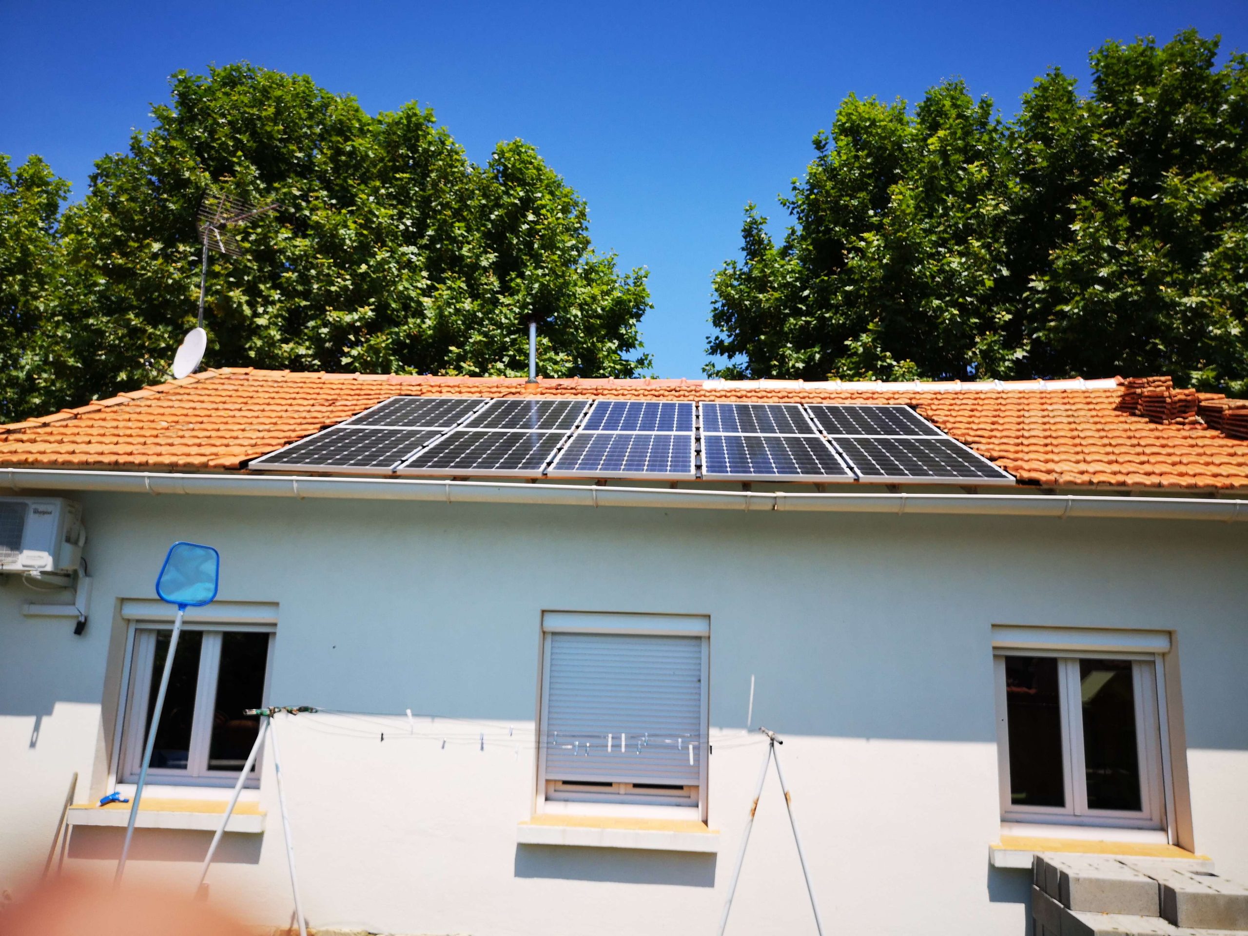 découvrez notre forum dédié aux solutions photovoltaïques pour les sites isolés. échangez avec des experts et des passionnés, partagez vos expériences et trouvez des conseils pratiques pour optimiser l'utilisation de l'énergie solaire dans des zones hors réseau.