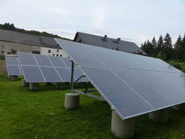 découvrez les forums photovoltaïques en belgique, un espace d'échange pour les passionnés d'énergie solaire. optimisez vos connaissances, partagez vos expériences et restez informé des dernières innovations et tendances du secteur.