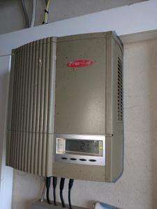 découvrez le fronius ig 30, un ondulateur de haute qualité conçu pour optimiser la production d'énergie solaire. adapté aux systèmes photovoltaïques, il garantit fiabilité et performance pour une conversion efficace de l'énergie. idéal pour les propriétaires souhaitant maximiser leur autoconsommation d'électricité.