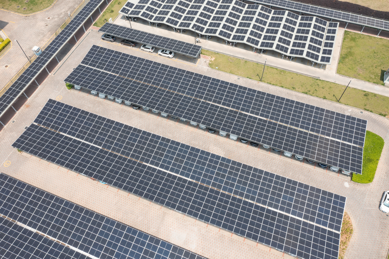 découvrez le hangar solaire, une solution innovante qui allie durabilité et efficacité énergétique. idéal pour le stockage ou les activités professionnelles, il utilise l'énergie solaire pour réduire vos coûts et protéger l'environnement. optez pour un espace polyvalent et respectueux de la planète.