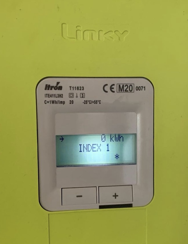découvrez tout ce que vous devez savoir sur l'index compteur linky, un dispositif révolutionnaire qui simplifie la gestion de votre consommation d'énergie. obtenez des informations sur son fonctionnement, ses avantages, et comment le lire efficacement pour mieux maîtriser vos dépenses.