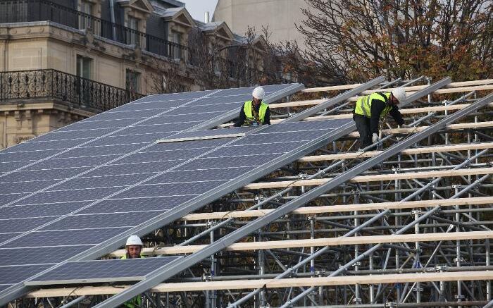 découvrez les dernières informations sur les systèmes photovoltaïques : avantages, technologies innovantes, conseils d'installation et actualités du secteur pour optimiser votre production d'énergie solaire.