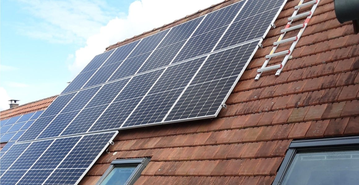 transformez votre habitat en une source d'énergie durable avec notre équipe d'installateurs photovoltaïques en alsace. profitez des avantages d'une énergie renouvelable et réduisez vos factures d'électricité grâce à des solutions sur mesure et performantes.