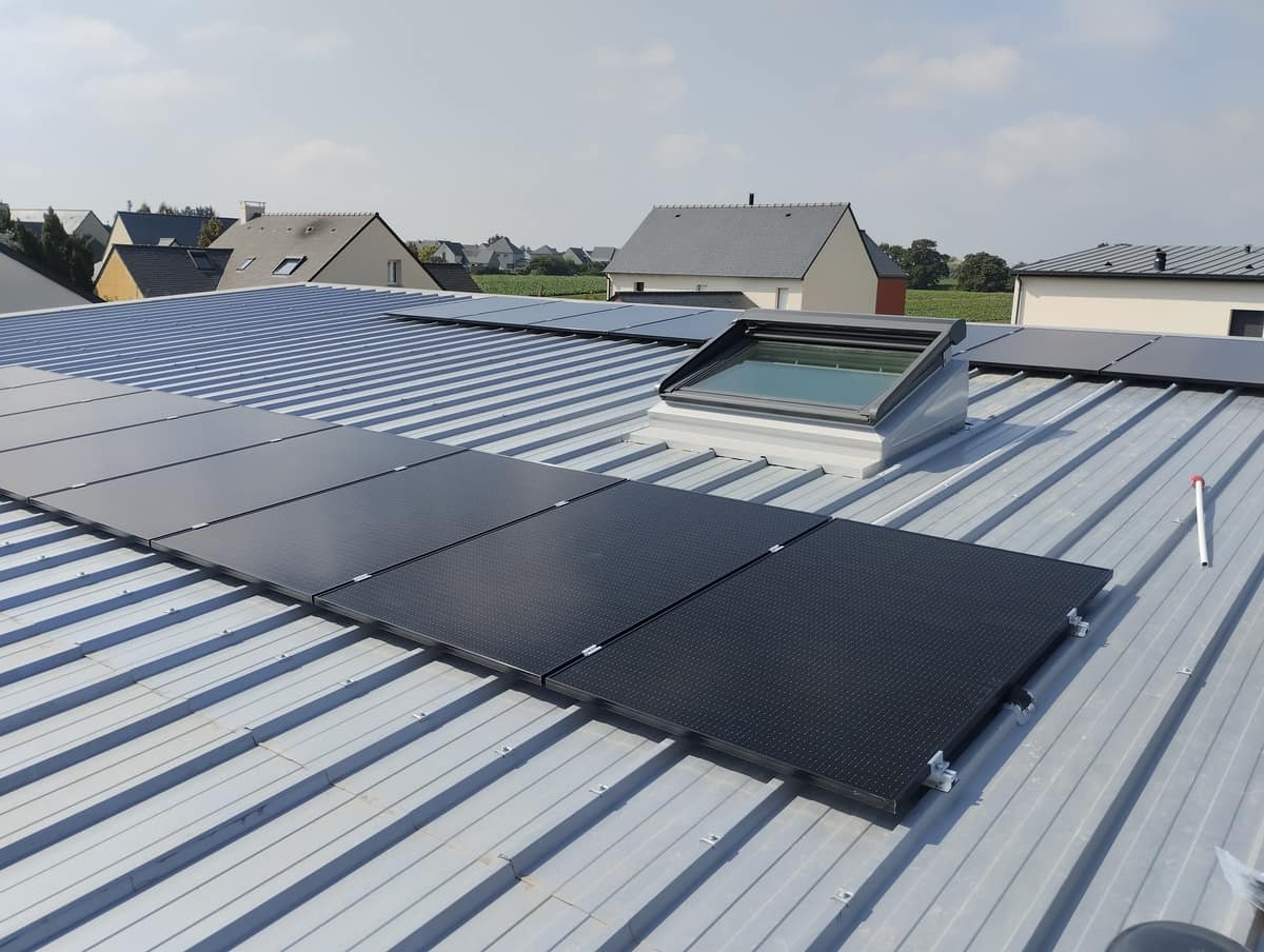 découvrez les services d'un installateur photovoltaïque dans le morbihan (56) qui vous accompagne dans la transition énergétique. profitez d'une installation de panneaux solaires de qualité, adaptée à vos besoins, pour réduire votre facture d'électricité et contribuer à un avenir durable.