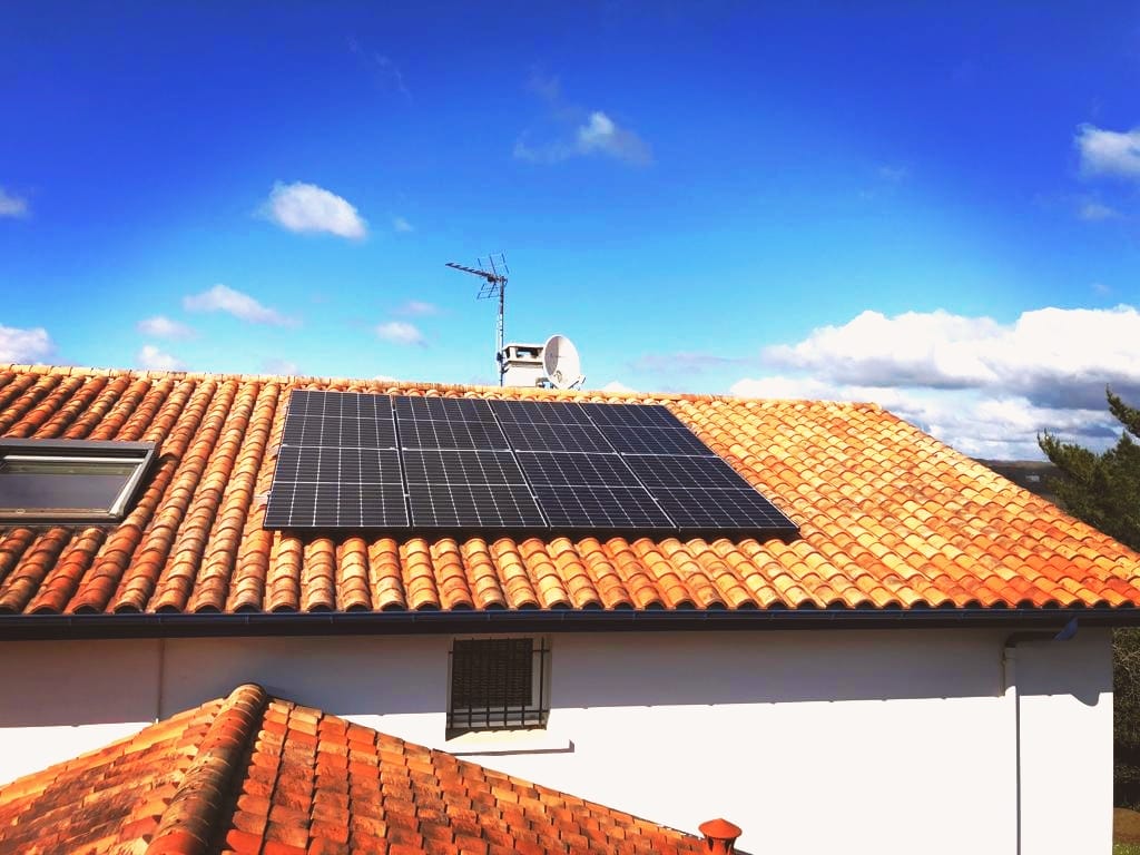 découvrez nos services d'installation de panneaux photovoltaïques dans les landes. profitez d'une expertise locale pour optimiser votre production d'énergie solaire et réduire votre facture d'électricité. contactez-nous dès aujourd'hui pour un devis personnalisé!