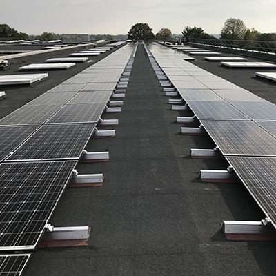 découvrez l'intégration photovoltaïque : techniques, avantages et impact sur la transition énergétique. optimisez votre consommation d'énergie avec des solutions durables et performantes.