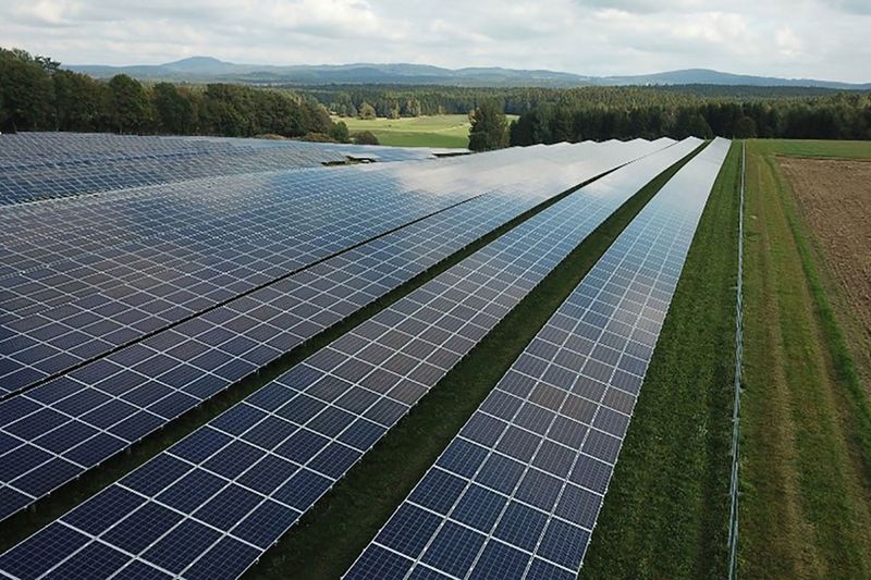 découvrez notre analyse approfondie sur le jugement photovoltaïque, ses implications juridiques et ses impacts sur l'industrie de l'énergie renouvelable. informez-vous sur les décisions clés et leur influence sur les projets solaires en france.
