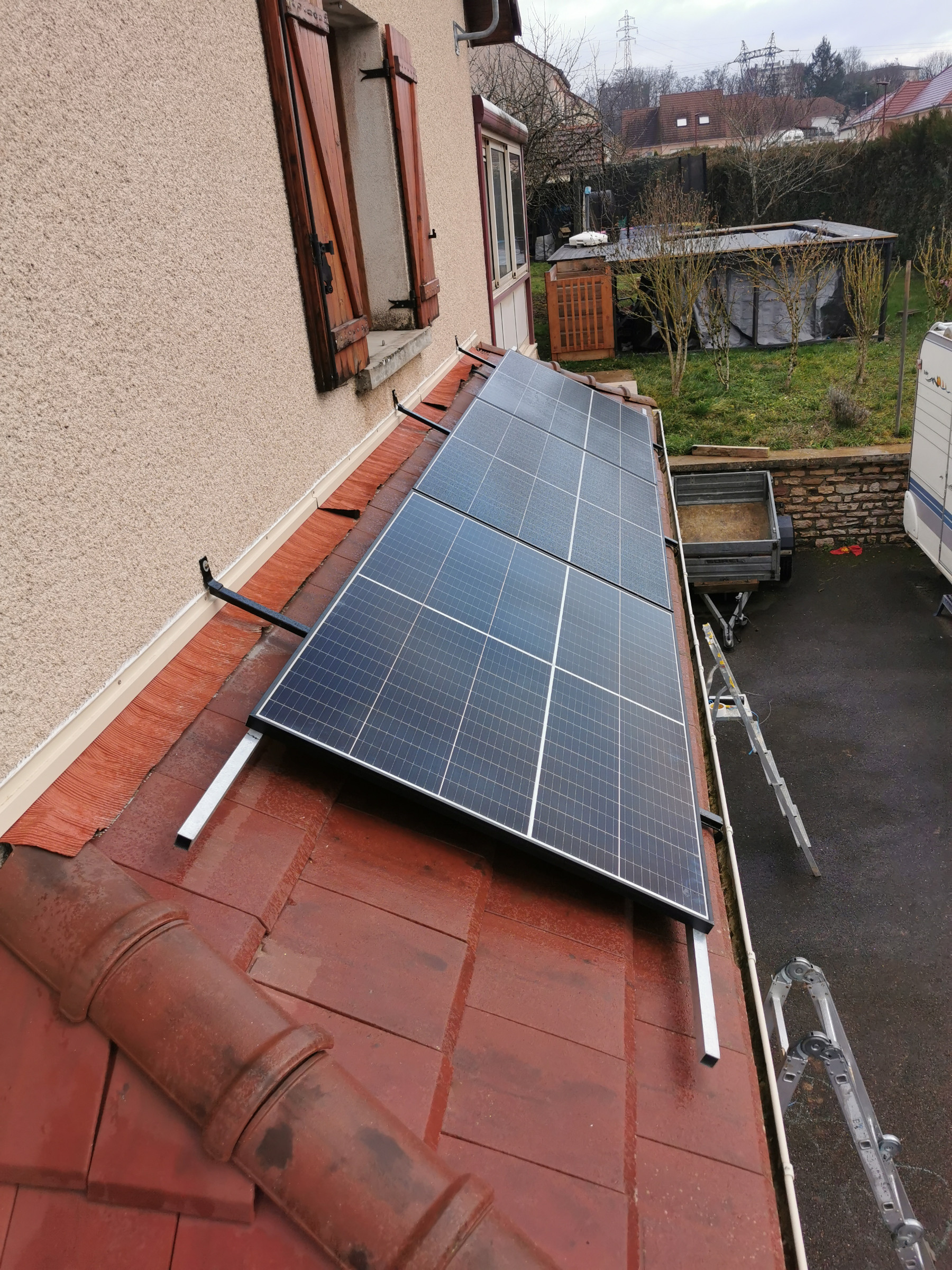 découvrez notre forum dédié aux kits photovoltaïques : conseils, astuces et partages d'expériences entre passionnés du solaire pour vous aider à optimiser votre installation et bénéficier d'une énergie renouvelable efficace.