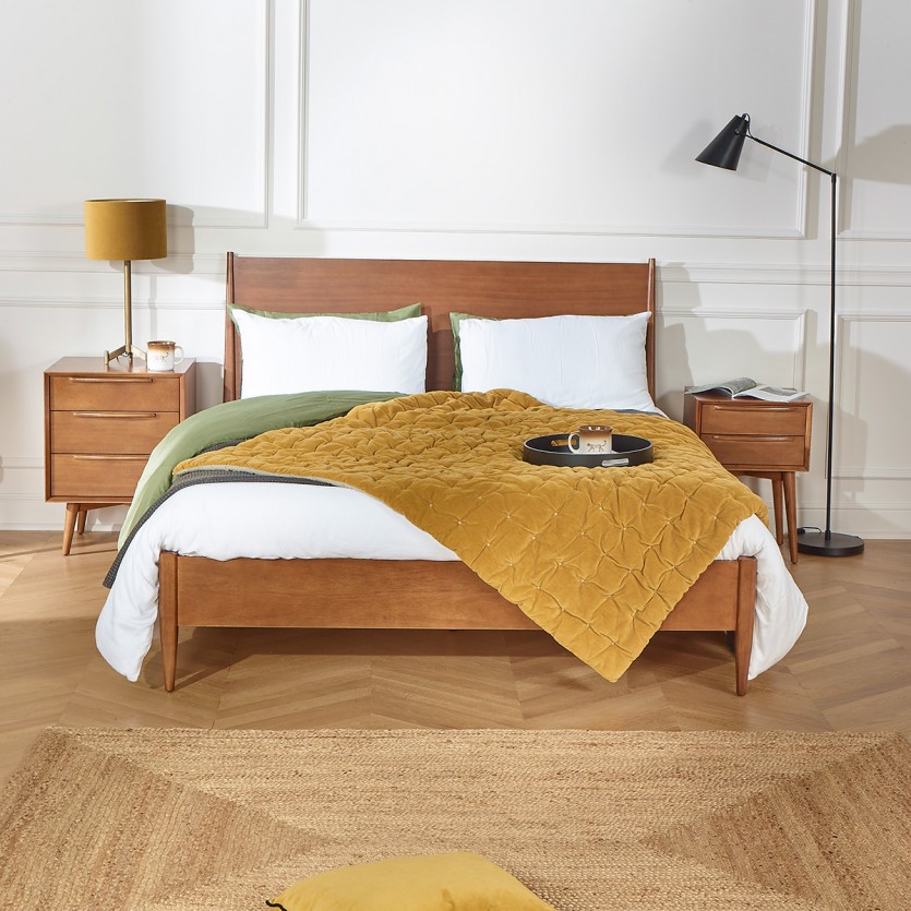 découvrez notre sélection de lits doubles alliant confort et élégance, parfaits pour une chambre intime ou pour accueillir vos invités. profitez d'un sommeil de qualité avec nos modèles variés adaptés à tous les styles.