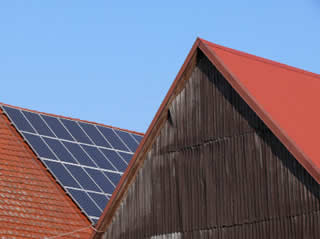 découvrez notre service de location de toitures photovoltaïques et profitez d'une énergie solaire propre et renouvelable. idéal pour maximiser votre production d'électricité tout en réduisant votre empreinte carbone.