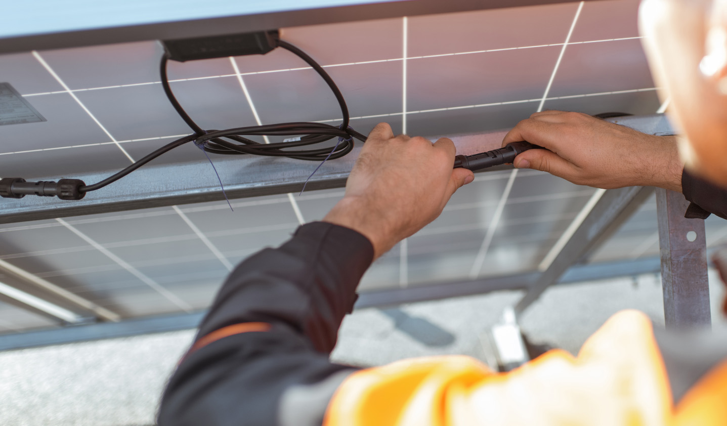 découvrez le micro onduleur autonome, une solution innovante pour optimiser l'utilisation de votre énergie solaire. compact et performant, il permet de maximiser la production électrique de vos panneaux photovoltaïques, tout en garantissant une autonomie et une fiabilité accrues. idéal pour les particuliers soucieux de leur empreinte écologique !