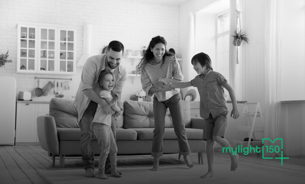 découvrez 'my light 150', la solution d'éclairage idéale pour votre espace. avec son design moderne et ses performances énergétiques, cette lampe offre une luminosité ajustable et un style élégant, parfait pour créer l'ambiance souhaitée dans n'importe quelle pièce.