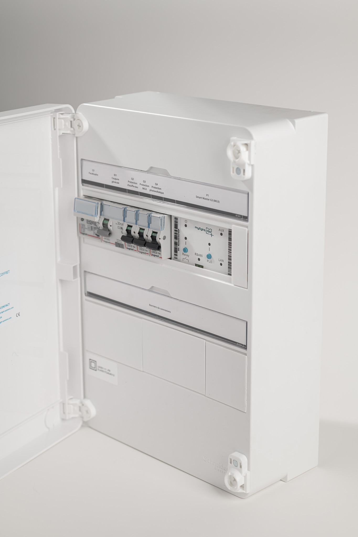 découvrez my light 150, la solution d'éclairage idéale alliant performance et design élégant. parfait pour tous vos espaces, profitez d'une lumière douce et chaleureuse qui transforme votre intérieur.