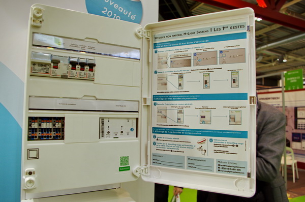 découvrez mylight, votre solution d'éclairage intelligente qui allie design moderne et efficacité énergétique. transformez votre espace avec des lumières personnalisables et connectées, idéales pour chaque ambiance.