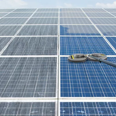 optimisez la performance de vos panneaux photovoltaïques avec notre service de nettoyage professionnel. assurez une production d'énergie maximale en éliminant la poussière et les débris accumulés. découvrez nos solutions adaptées pour prolonger la durée de vie de vos installations solaires.
