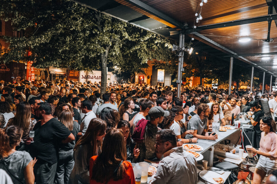 découvrez l'ambiance mystique des nocturnes, une célébration de la nuit où la magie et l'émerveillement se rencontrent. plongez dans un univers enchanteur, riche en sensations et en émotions, à travers des expériences uniques et mémorables.