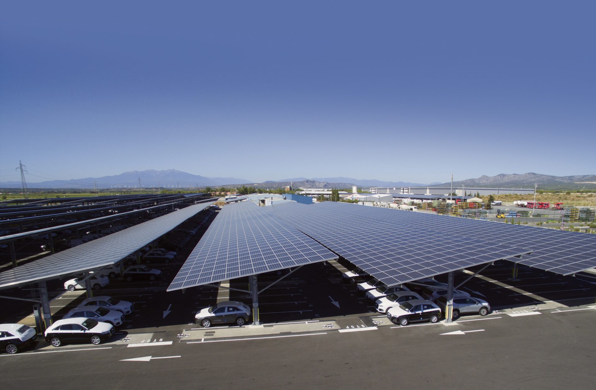 découvrez les ombrières photovoltaïques, une solution innovante alliant protection solaire et production d'énergie renouvelable. idéales pour les parkings et espaces extérieurs, elles optimisent l'espace tout en contribuant à la transition énergétique.